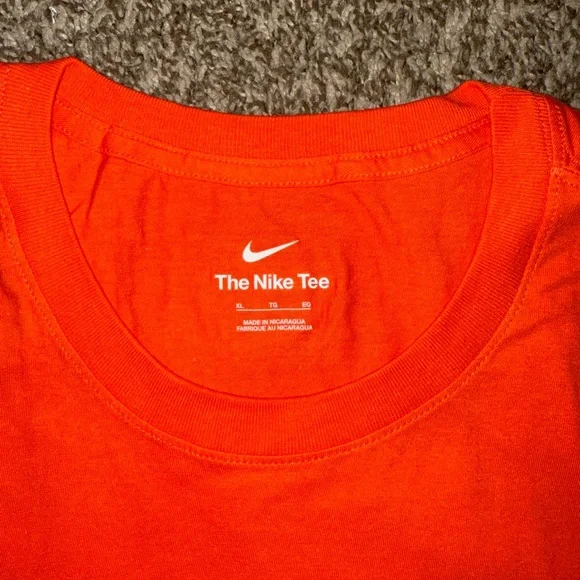 Nike Orange Short Sleeve Tee - Picture 3 of 4